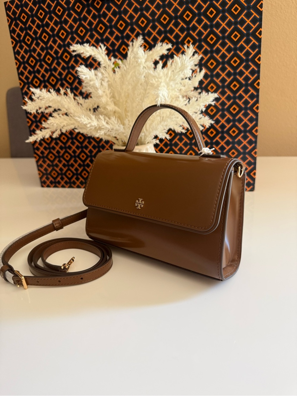 NWT , authentic Tory Burch Emerson smooth mini too handle brown /tan - Picture 3 of 12